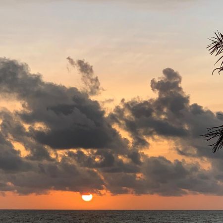 Beachaholic Homestay Alappuzha Luaran gambar