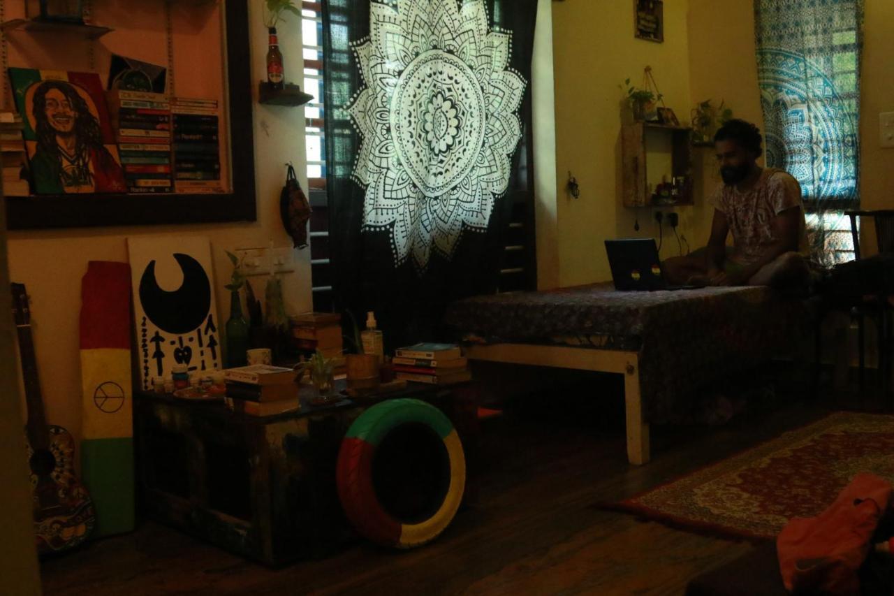 Beachaholic Homestay Alappuzha Luaran gambar