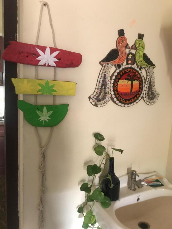 Beachaholic Homestay Alappuzha Luaran gambar