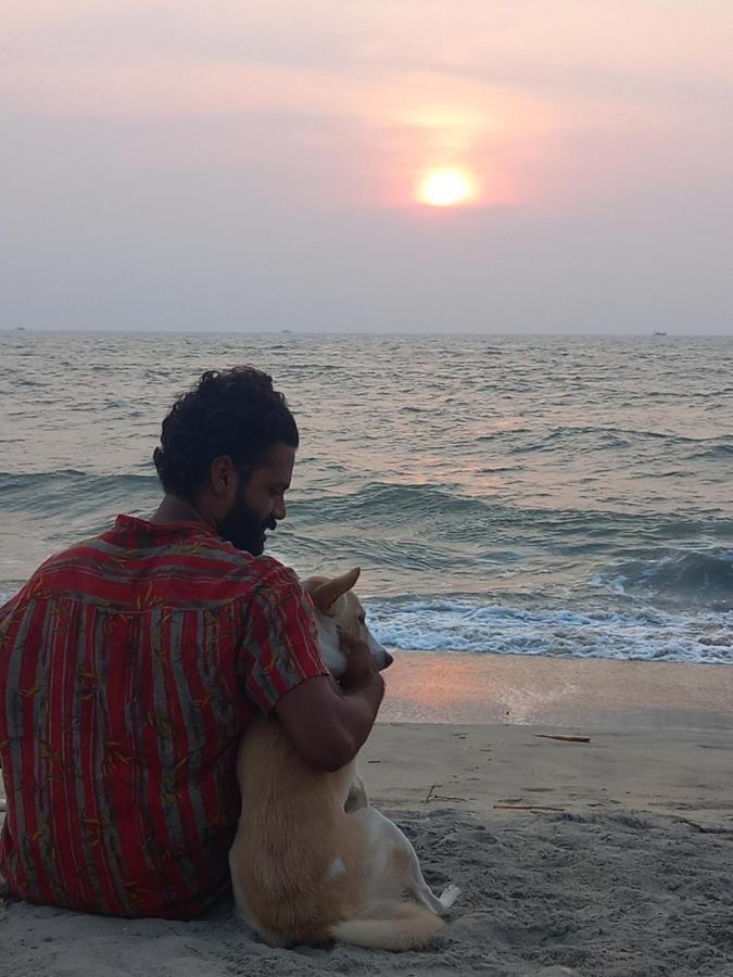Beachaholic Homestay Alappuzha Luaran gambar